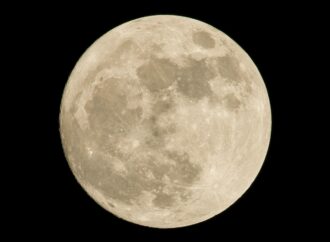 Lua Cheia Rosa poderá ser vista em todo país nesta terça-feira