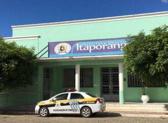 Justiça declara inconstitucional lei municipal de Itaporanga que criou seis feriados religiosos