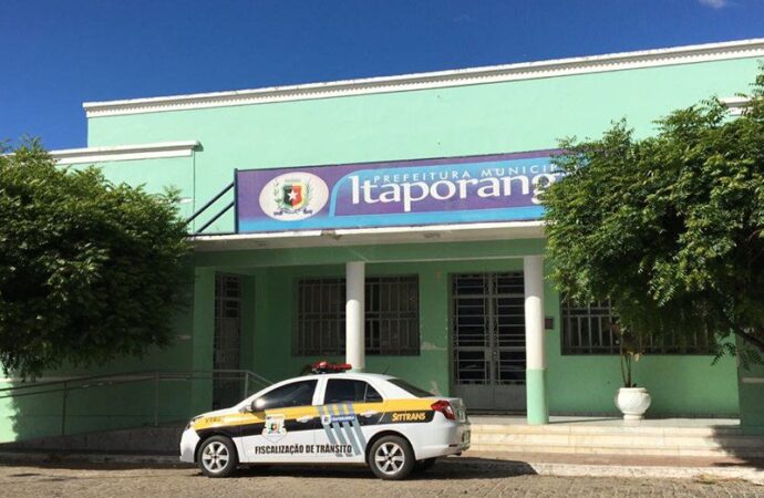 Justiça declara inconstitucional lei municipal de Itaporanga que criou seis feriados religiosos