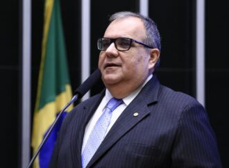 Obra em Campina Grande ganha nome de Rômulo Gouveia