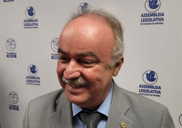 Inácio Falcão afirma ser “a verdadeira oposição de Campina”