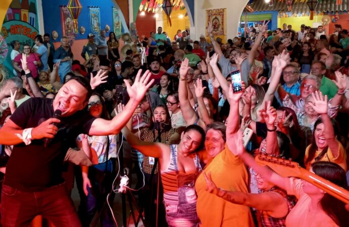 Estúdio 93 da Campina Fm estreia com grande público na Vila do Artesão e nova edição já tem data marcada