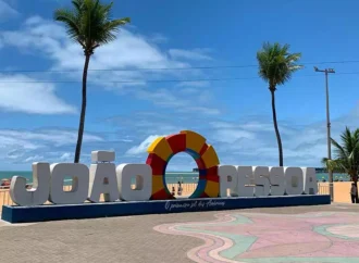 Quatro estabelecimentos recebem multa de até 16 mil por poluição, na orla de João Pessoa
