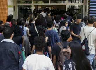 STF prorroga cotas raciais em concursos até Congresso votar nova lei