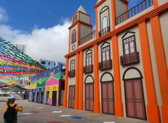 Faltando uma semana para a festa, montagens e preparações para o São João de Campina Grande estão finalizando