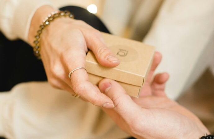 Procon de Campina Grande divulga pesquisa de preço com sugestões de presentes para o Dia das Mães