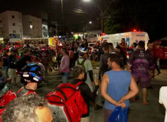 Motoboys seguem para o segundo dia de protesto em João Pessoa