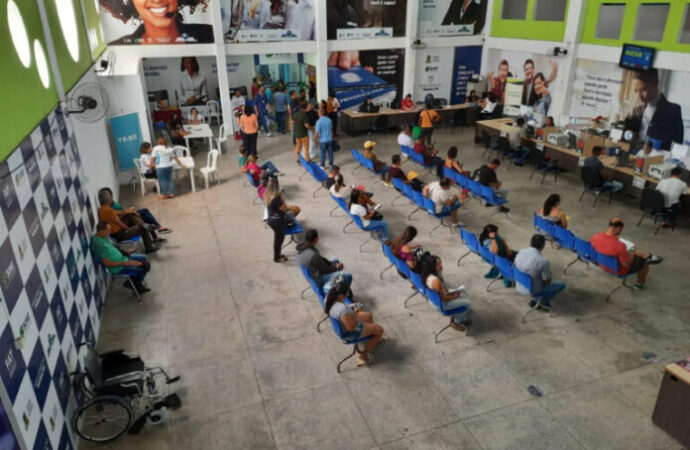 Campina Grande inicia semana com 158 oportunidades de emprego