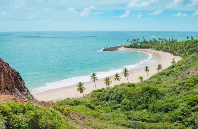 Governo pretende barrar projeto que pode privatizar acesso a praias
