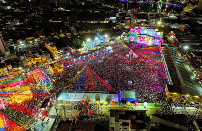 Confira a programação do Parque do Povo neste dia dos namorados