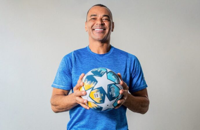 Capitão do penta, Cafu faz palestra hoje à tarde em João Pessoa; saiba como participar