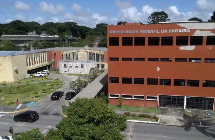 Concurso com 21 vagas para professor da UFPB é suspenso