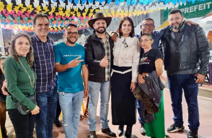 Pré-candidata à Prefeitura de Juazeirinho encontra líderes da oposição no São Juá