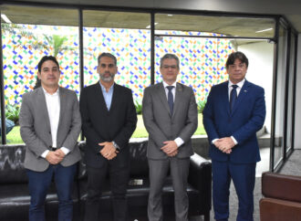 Presidente da FIEPB recebe a visita do superintendente estadual do BNB, Rudrigo Araújo