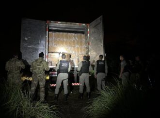 Homem é preso por contrabando de 500 mil maços de cigarros, na Paraíba
