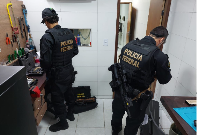 Polícia Federal cumpre mandados contra crime de pornografia infantil em Campina Grande