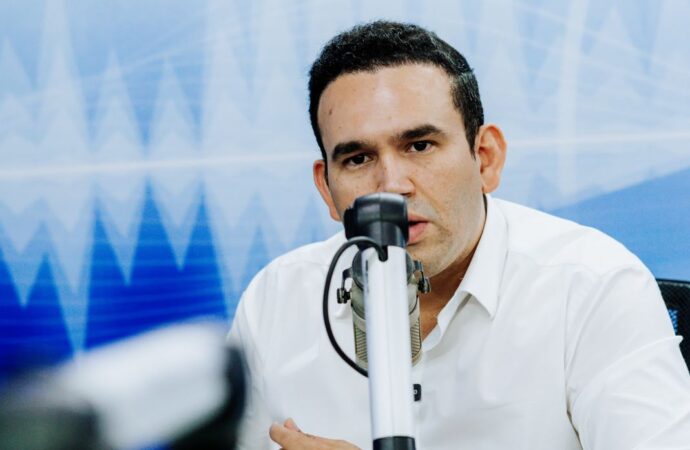 Pré-candidatura de Jhony Bezerra vira alvo de vídeos com ataques políticos
