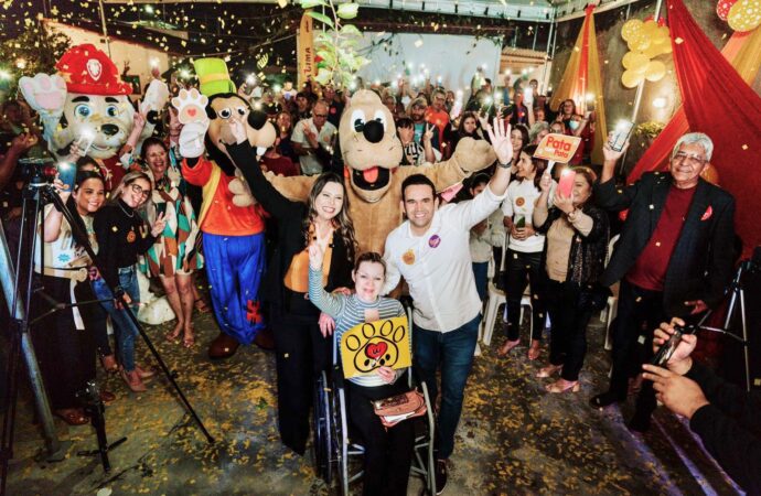 Dr. Jhony participa do lançamento da pré-candidatura de Waléria Assunção à vereadora e reforça o compromisso com a causa animal em CG