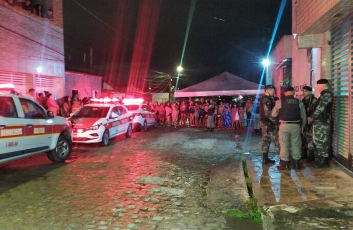 Cadeia de Bayeux registra princípio de rebelião com colchões queimados e detentos feridos