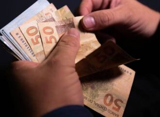 Salário mínimo de 2025 deve subir para R$ 1.509,00, segundo Projeto de Lei Orçamentária