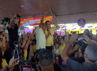 Candidato Jhony Bezerra vai ás ruas durante agenda em Campina Grande