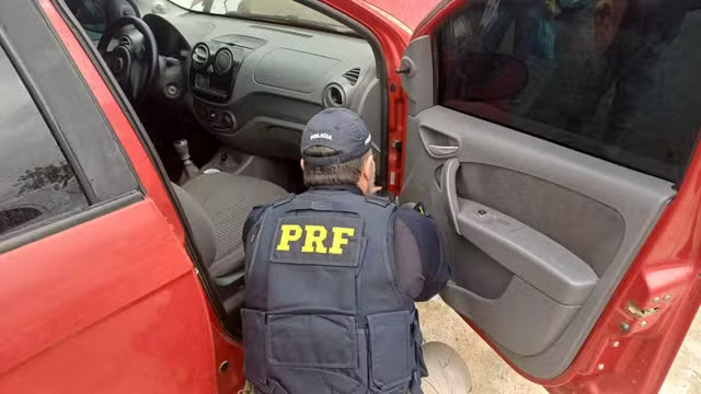 Carro roubado é usado para transportar pacientes de cidade no interior da Paraíba