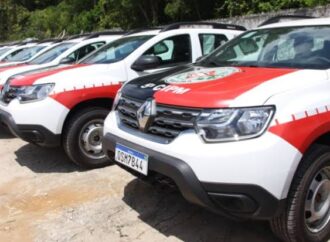 Homem é detido sob suspeita de assassinar mãe a facadas na Paraíba