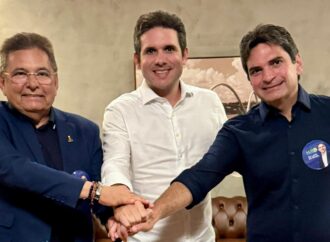 Em visita a Hugo Motta a antes da eleição, Murilo diz que vitória de paraibano será com maioria recorde