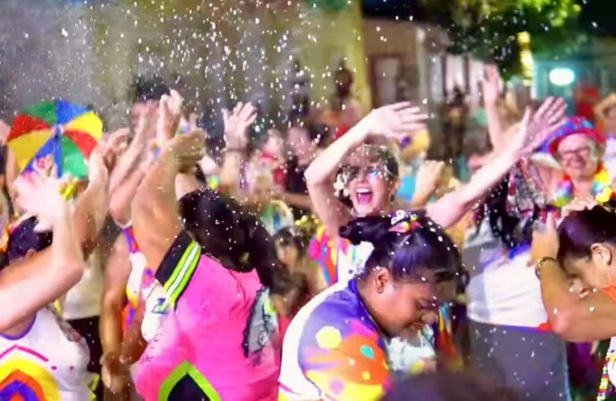 Boa Vista realiza Carnaval tradição com blocos, papangus e orquestra de frevo até a próxima terça (4)