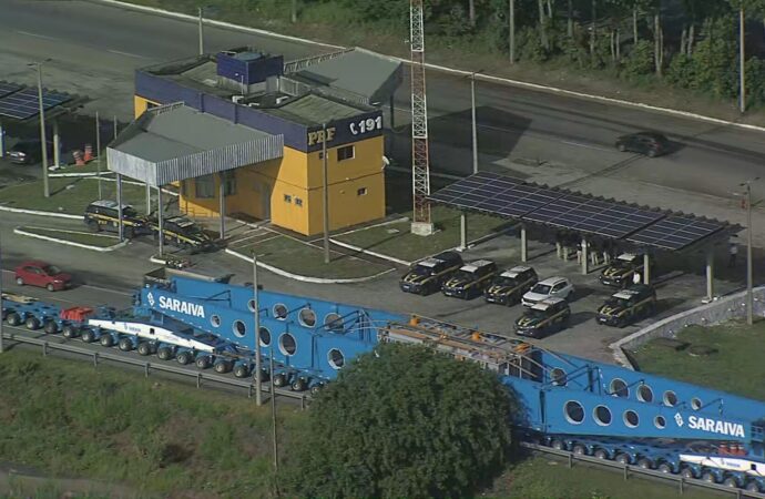Carreta do transformador faz pausa e deve chegar em Campina Grande na segunda