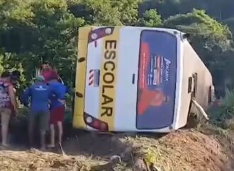MP investiga acidente com ônibus escolar que vitimou dois jovens e deixou outros feridos