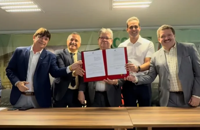 Governador João Azevedo anuncia medidas para estimular comércio durante a Liquida Campina 2025