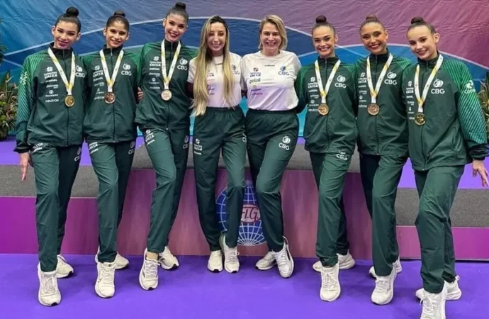 Brasil fecha etapa da Copa do Mundo com três ouros na ginástica rítmica
