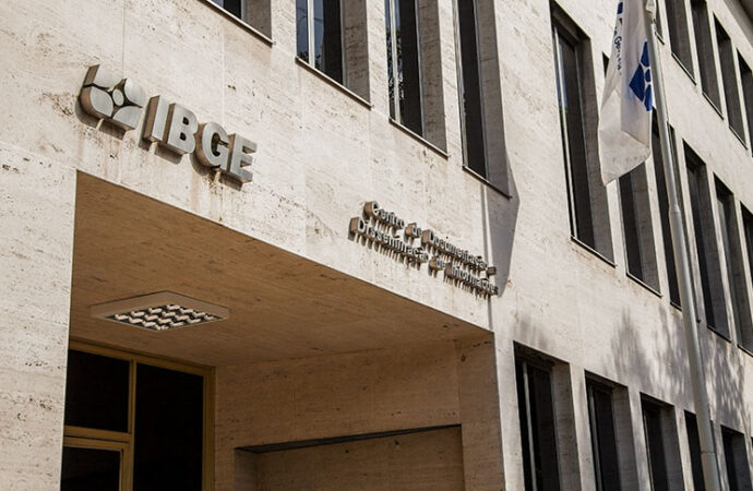 IBGE abre seleção para estagiários com vagas na Paraíba e bolsa de até R$ 1,1 mil