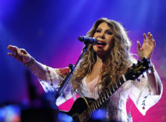 Areia recebe Elba Ramalho na abertura do Festival Sesc de música