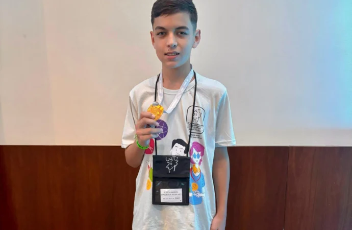 Estudante de Boa Vista conquista medalha de ouro na Olimpíada Brasileira de Matemática