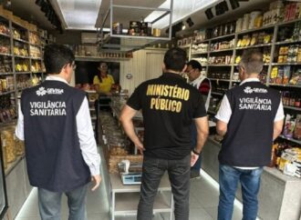 Operação interdita lojas e fábrica em Campina Grande por venda irregular de suplementos