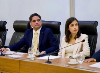 Murilo Galdino coordena Seminário Estadual sobre o Plano Nacional de Educação com deputada Tabata Amaral