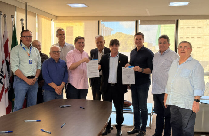 Educação em movimento: presidente da FIEPB autoriza construção de uma nova Escola SESI em Bayeux