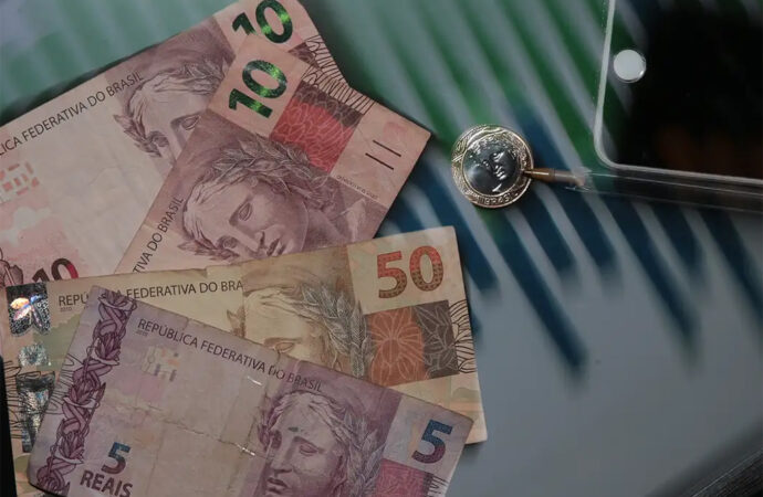 Governo libera quase R$ 7 bilhões em créditos para combustíveis e agricultura familiar