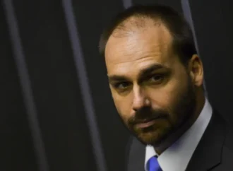 Defensoria pede adiamento de julgamento de Eduardo Bolsonaro no STF