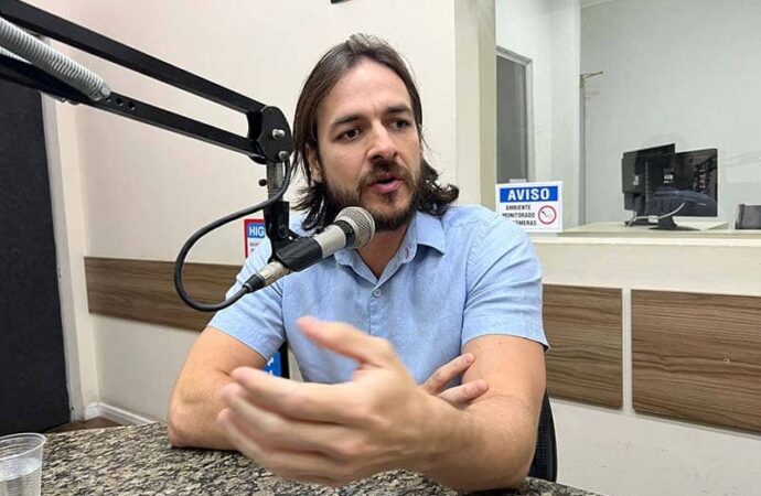 Presidente do PSD reafirma apoio a Veneziano e André e freia pressão por outra candidatura