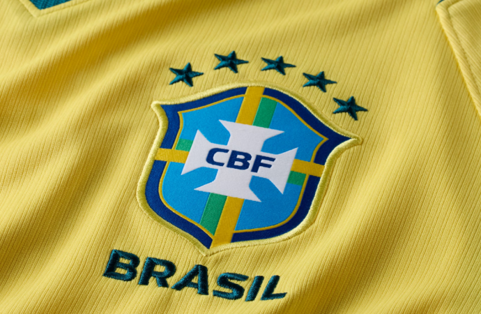 Nova camisa amarela da Seleção Brasileira resgata tradição para a Copa do Mundo de 2026