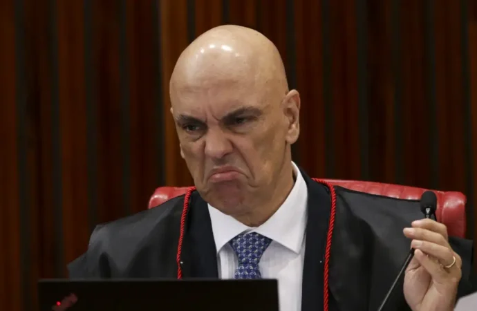 Moraes manda prender último núcleo de condenados pela trama golpista