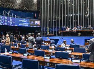 Comissão do Senado afrouxa aposentadoria para agentes de saúde