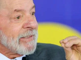 Lula enfrenta cenário de 1º turno mais apertado desde eleição de 2002