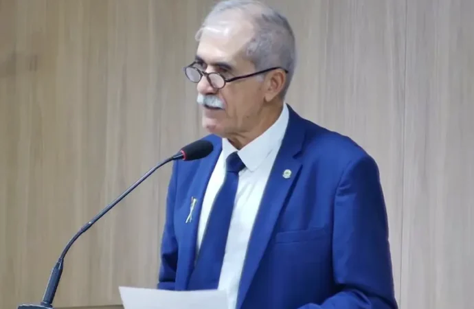 Novo prefeito de Cabedelo afirma que vai manter secretários e contrato com empresa investigada