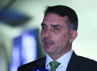 ‘Falta de governabilidade de Lula’, diz Flávio Bolsonaro sobre rejeição de Messias