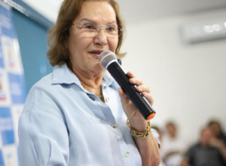 Prefeita Léa sanciona lei que garante incentivo financeiro integral aos Agentes de Saúde e de Endemias