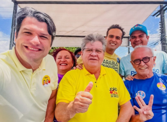 Cícero Lucena e Léo Bezerra podem manter voto em João para o Senado, mesmo após rompimento